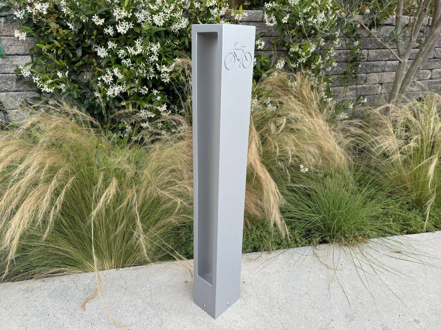 outdoor commercial bike rack